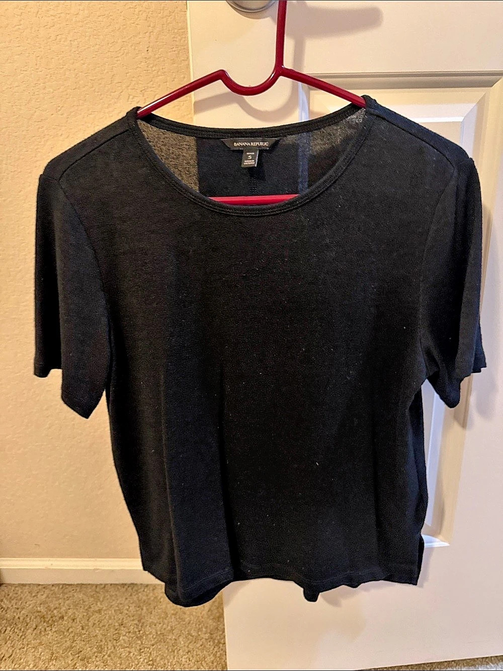 Banana Republic Short Sleeve Tee in Black Size Small Like New
